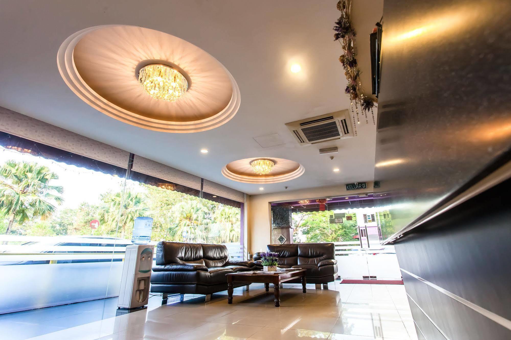 Lavender Inn Nusa Bestari ยะโฮร์บาห์รู ภายนอก รูปภาพ