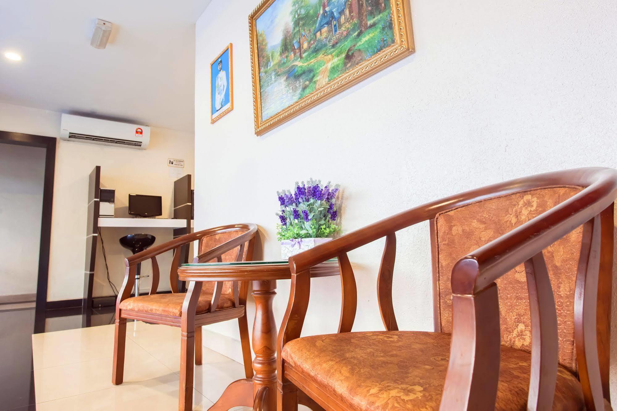 Lavender Inn Nusa Bestari ยะโฮร์บาห์รู ภายนอก รูปภาพ
