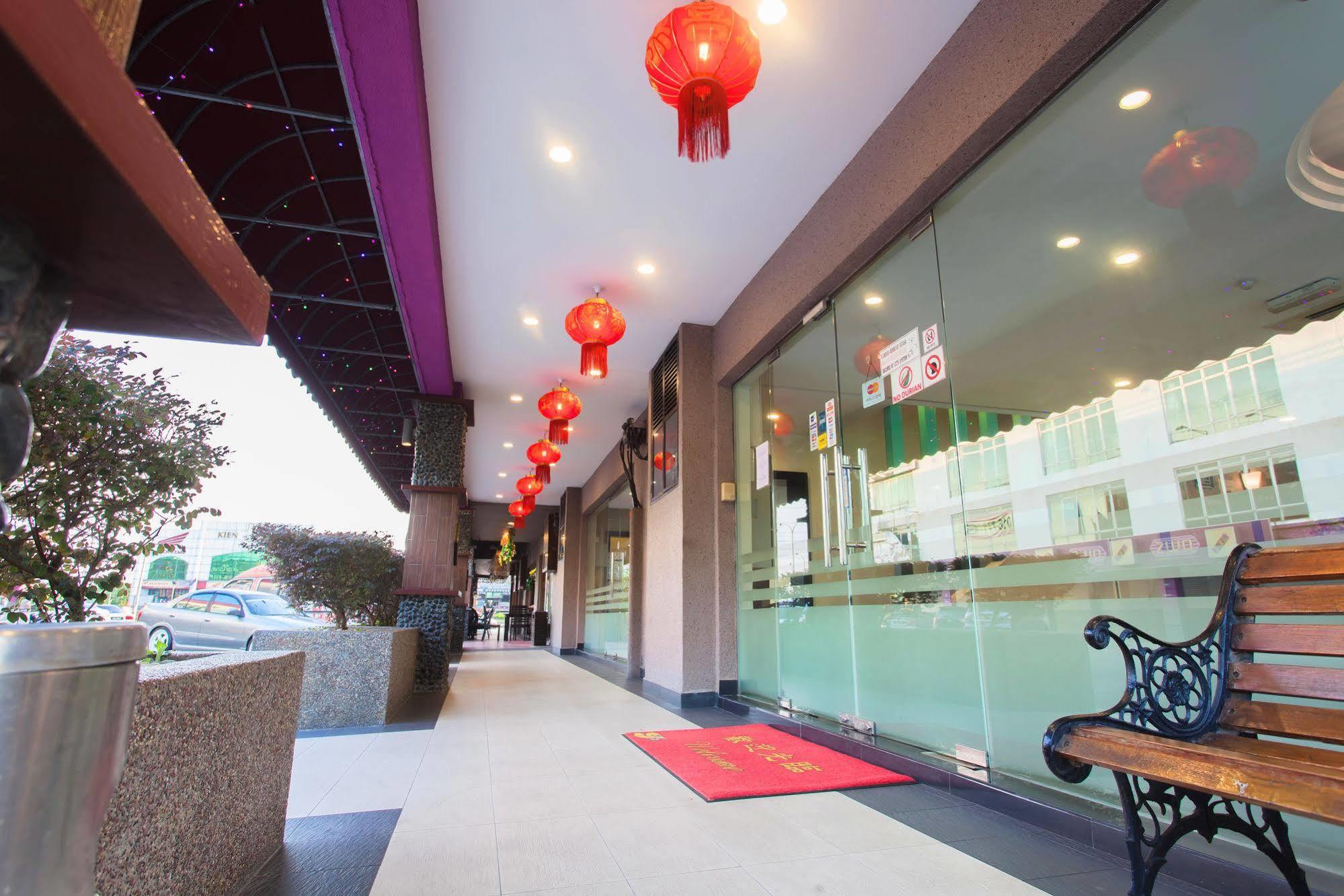 Lavender Inn Nusa Bestari ยะโฮร์บาห์รู ภายนอก รูปภาพ